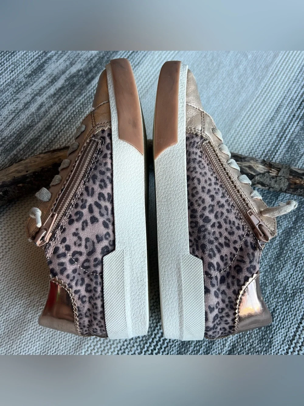 Dolce Vita Pheby Girls Sneakers
